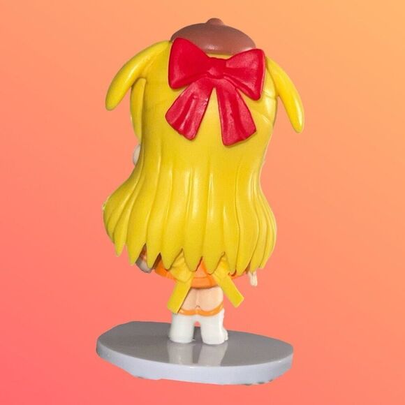 NIP Sailor Moon Venus & PomPomPurrin Figure Cake Topper PVC 3” - Picture 2 of 3